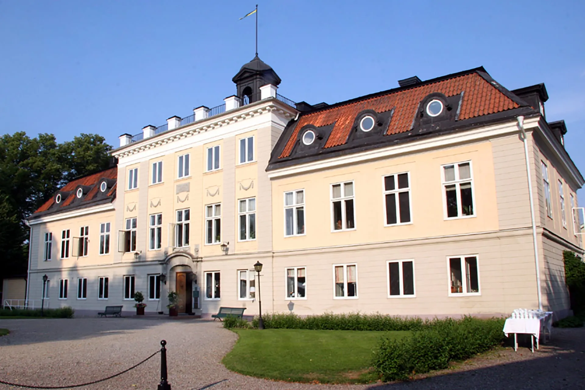 Södertuna Slott - Image 2
